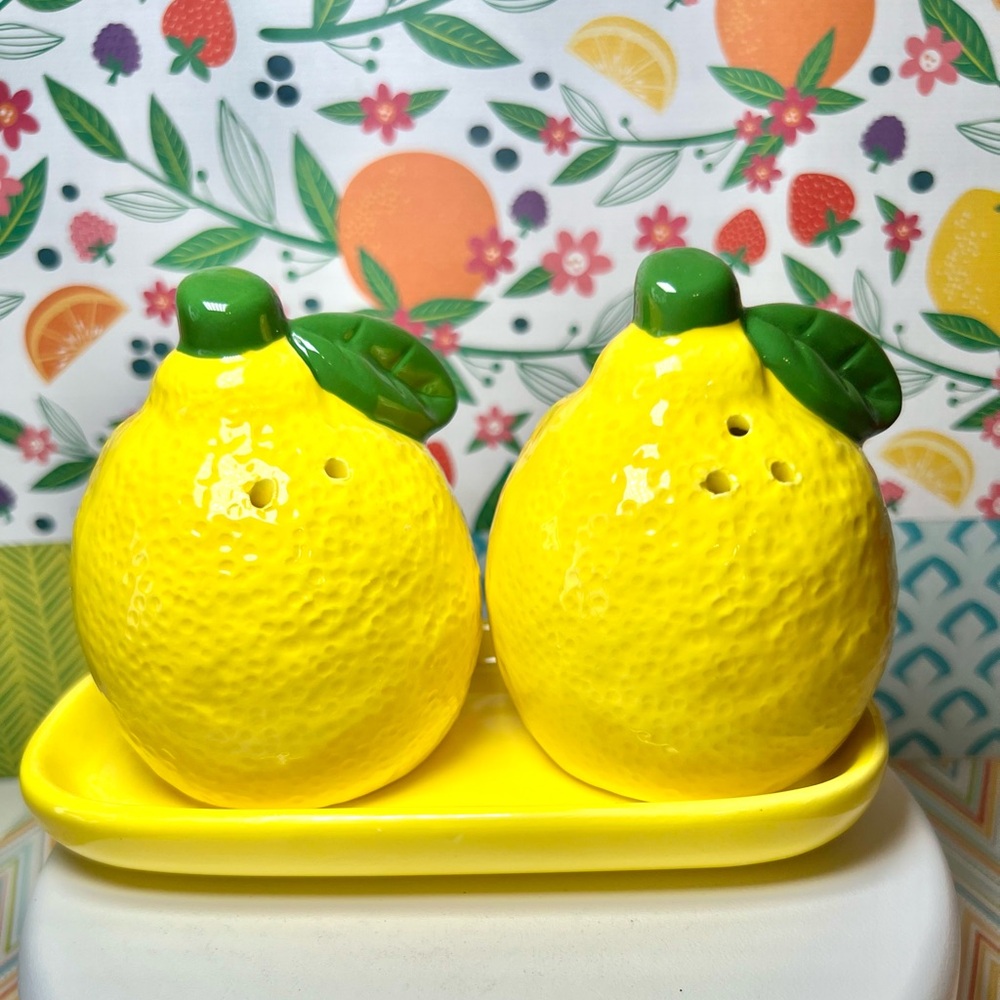 Ceramic Lemons on Plate Salt and Pepper Shakers Bright Citrus Yellow Juicy